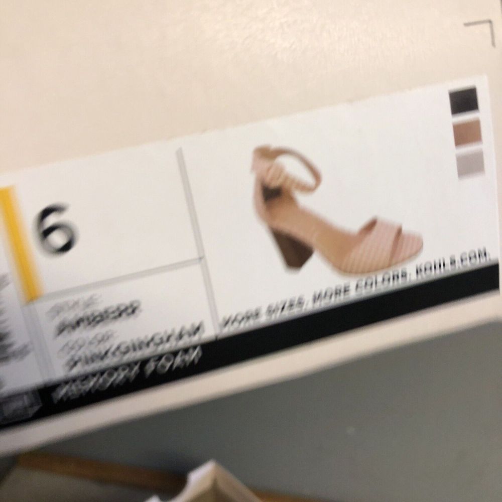 LC Lauren Conrad Block Heel Sandals - Picture 10 of 11
